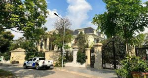 Chuyên Gia Sơn Đá Hưng Thịnh Phát | Sơn đá Carastone - Gỗ Minh Long: Đồng hành và phát triển