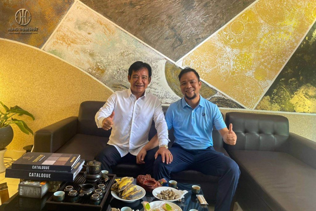 Chuyên Gia Sơn Đá Hưng Thịnh Phát | Nghệ Sĩ Quang Tèo tham quan văn phòng Sơn Đá Hưng Thịnh Phát