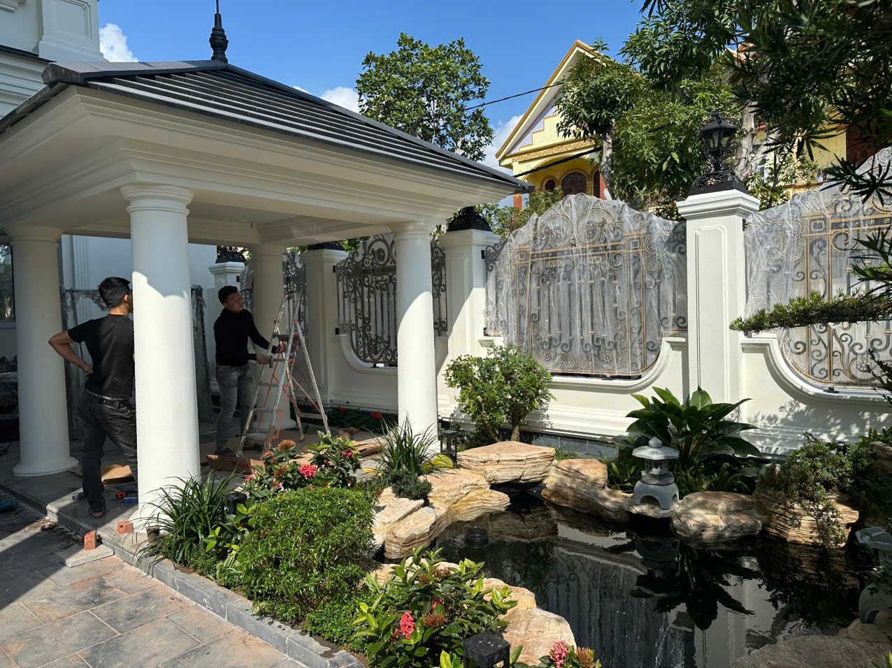 z6099355065282_44dd2472e8ba7ab9979010e549ab0897 Sơn đá là gì?