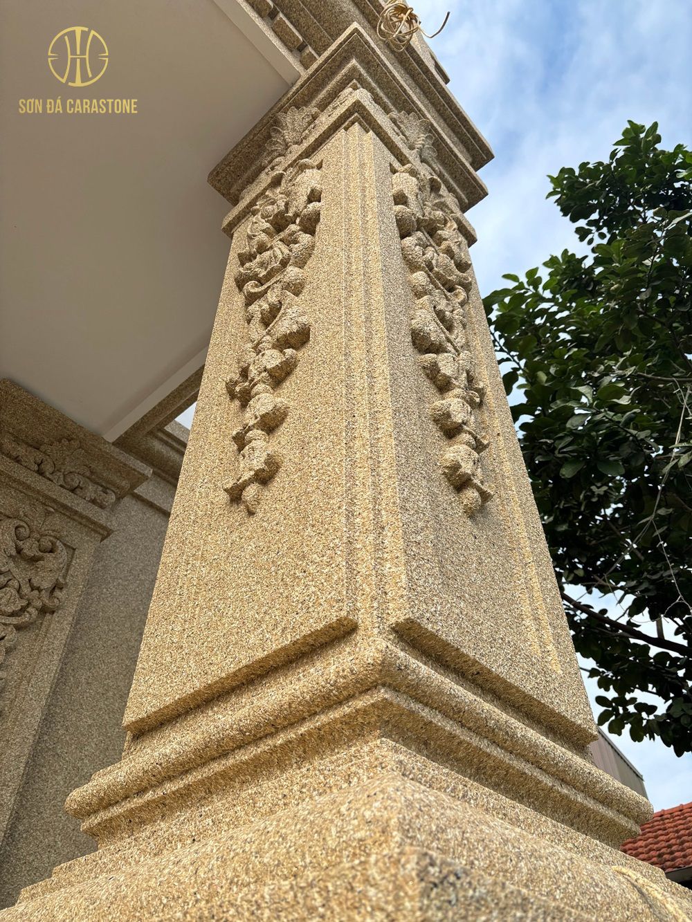 Chuyên Gia Sơn Đá Hưng Thịnh Phát | Sơn đá hóa đá mọi họa tiết phào chỉ, cột nhà