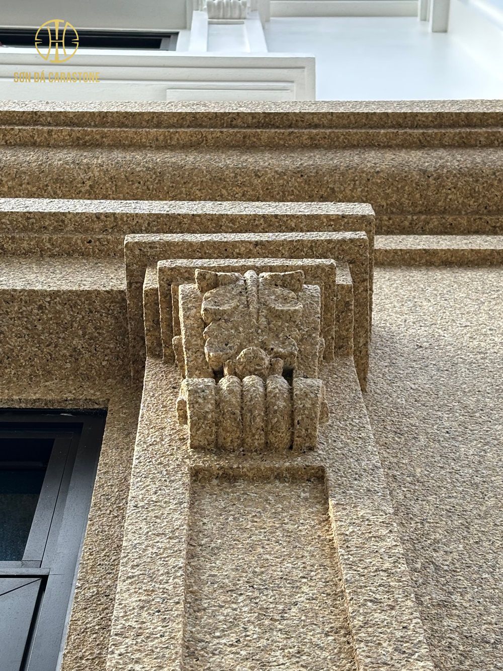 Chuyên Gia Sơn Đá Hưng Thịnh Phát | Sơn đá hóa đá mọi họa tiết phào chỉ, cột nhà