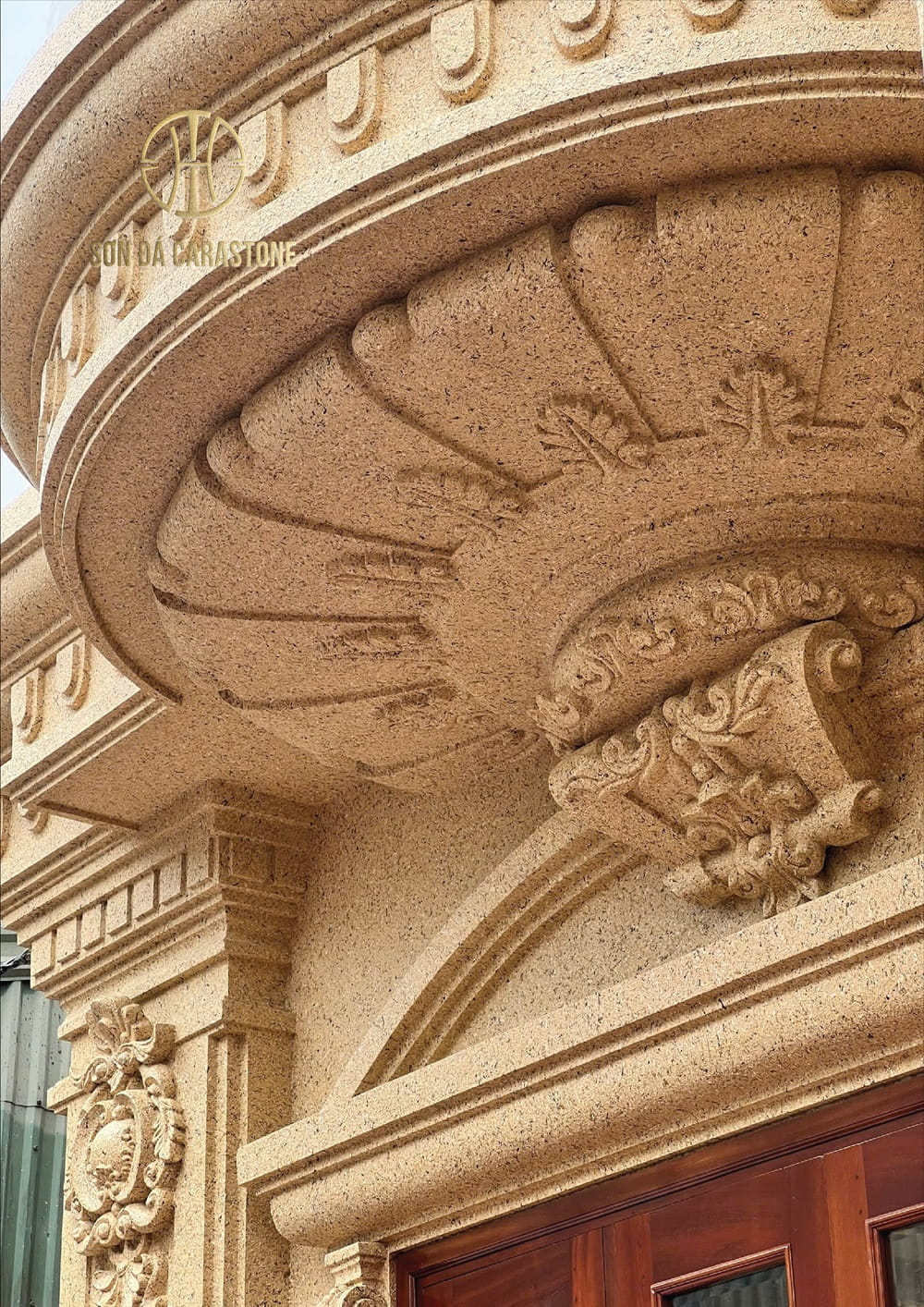 Chuyên Gia Sơn Đá Hưng Thịnh Phát | Sơn đá hóa đá mọi họa tiết phào chỉ, cột nhà